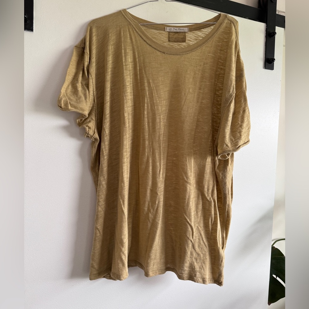 Free People t shirt